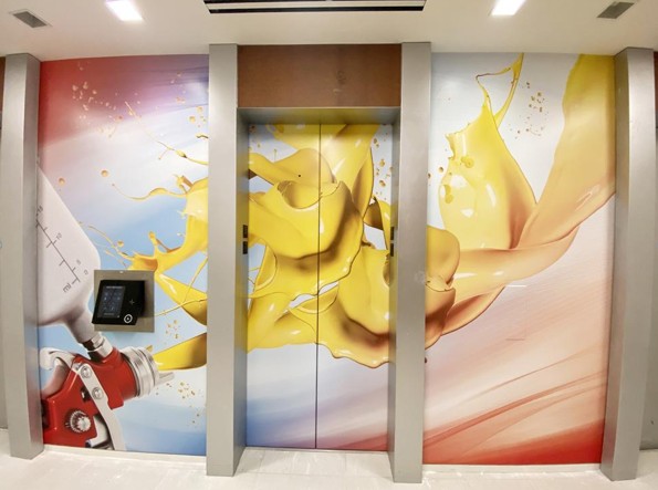 How Do Elevator Wraps Improve Richmond VA Branding?